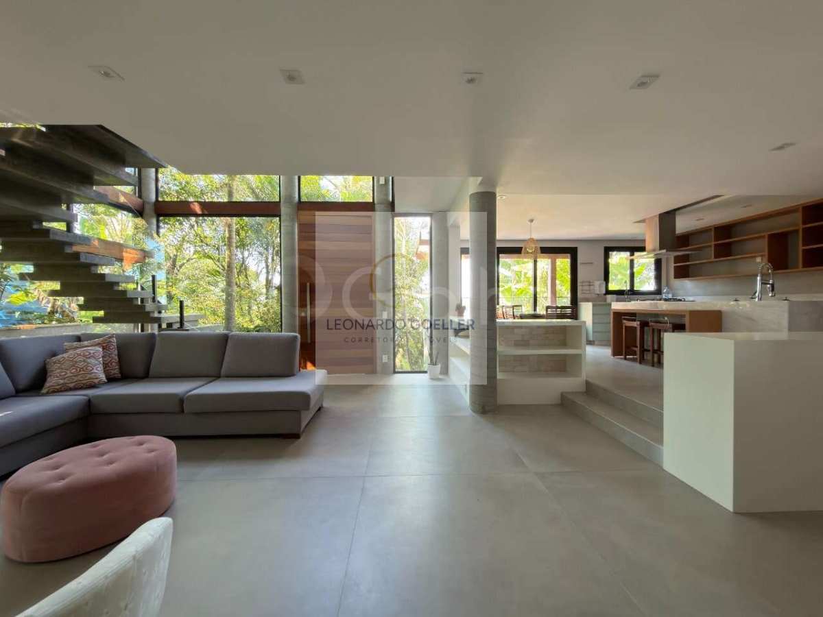 Obra-Prima Arquitetônica: Casa - Leonardo Goeller Especialista Imobiliário