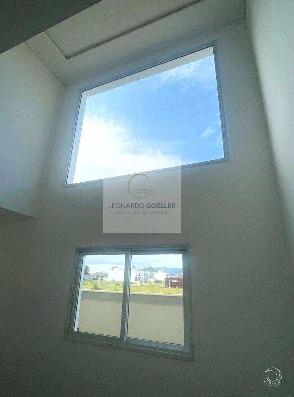  - Casa Nova no Campeche: 3 Quartos, Vista para a Ilha e a 200m da Praia
