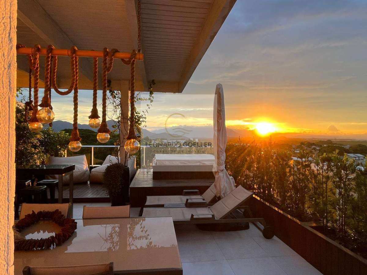 Cobertura à venda com 2 quartos, 140,67m² - Campeche,Florianópolis