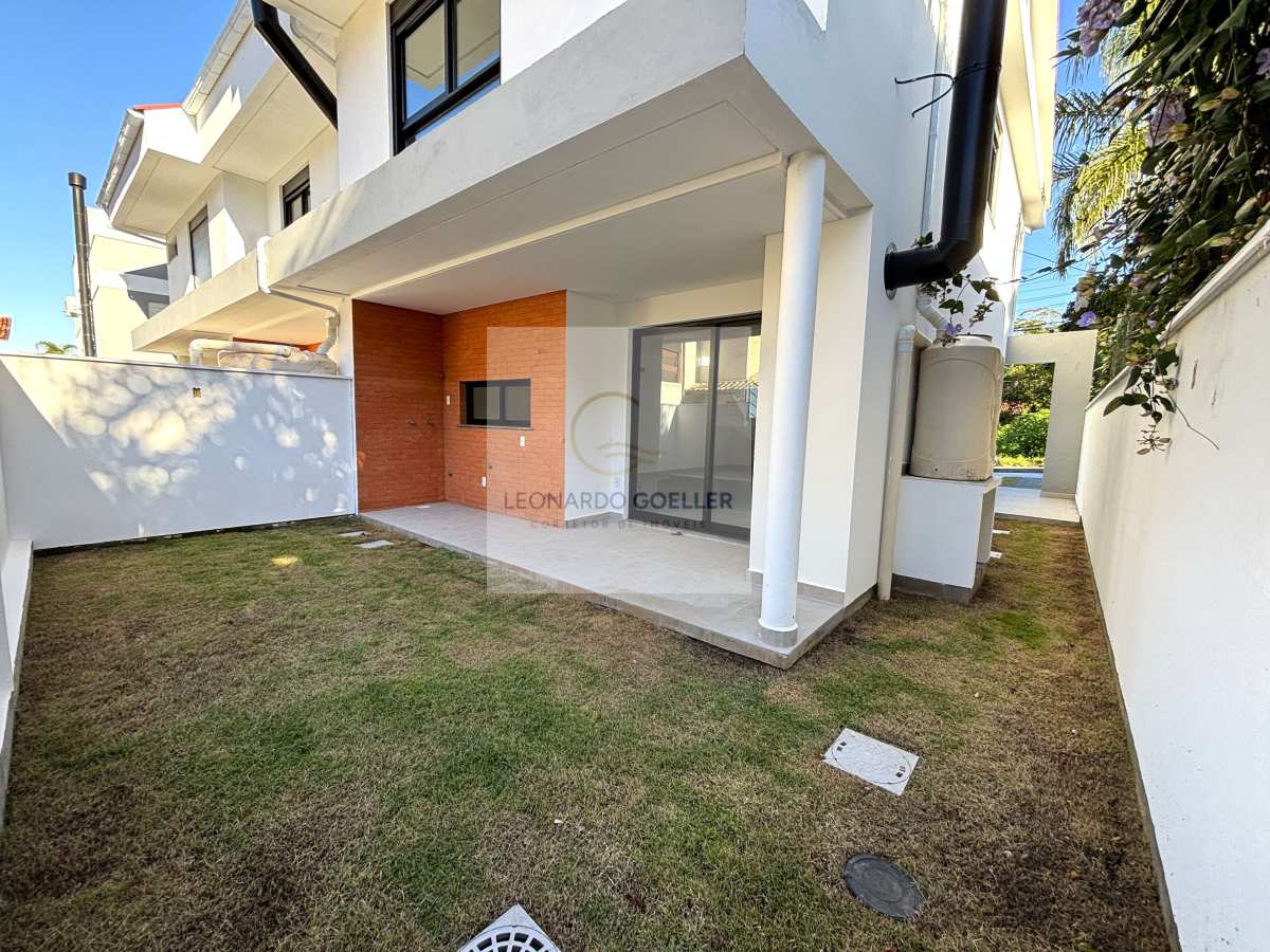 Casa à venda com 3 quartos, 145,00m² - Campeche,Florianópolis