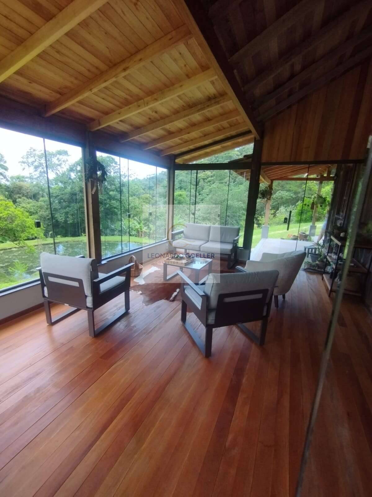  - Sítio à venda com 35.000 m², vista panorâmica, energia solar e natureza exuberante